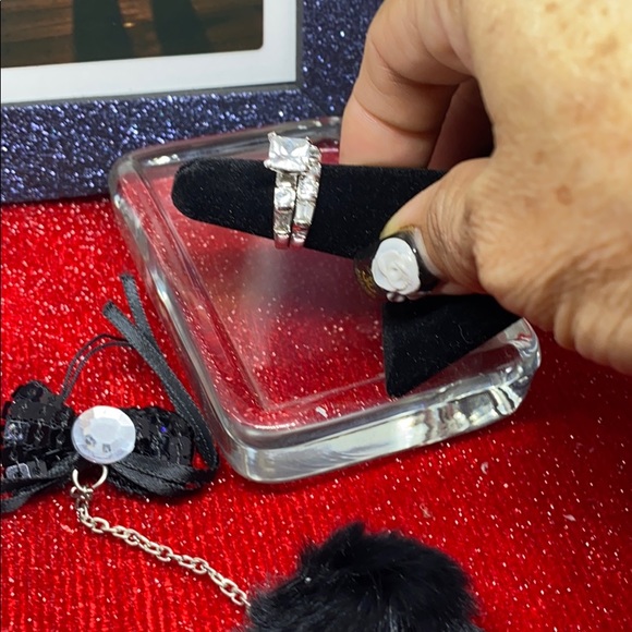 Princess cut 18k white Gold overlay She say yes !! 💎💋🍾rings - Picture 7 of 17